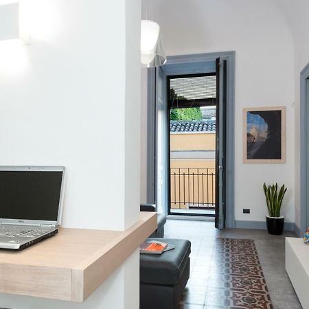 Vico Santa Filomena Apartment คาตาเนีย ภายนอก รูปภาพ